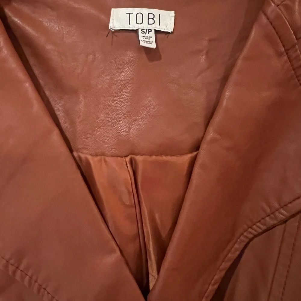 TOBI Vegan Faux Leather Hooded Motorcycle Moto‎ Zippered Brown Jacket Size Small